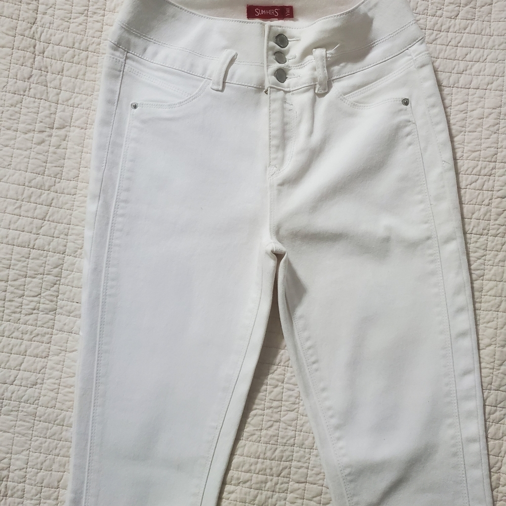 White pants - Picture 2 of 5